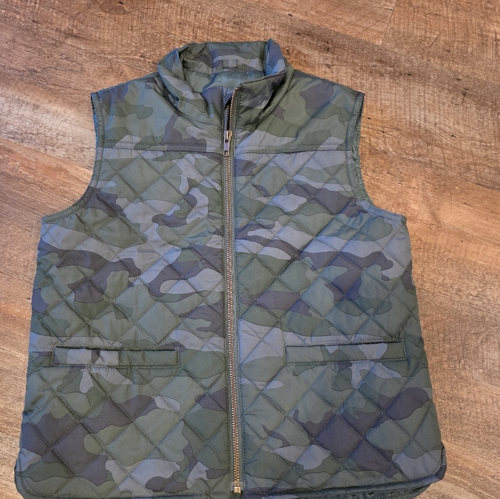 Crew Cuts Size 8 Kids Quilted Camouflage Zip-Front Vest - Green Camo